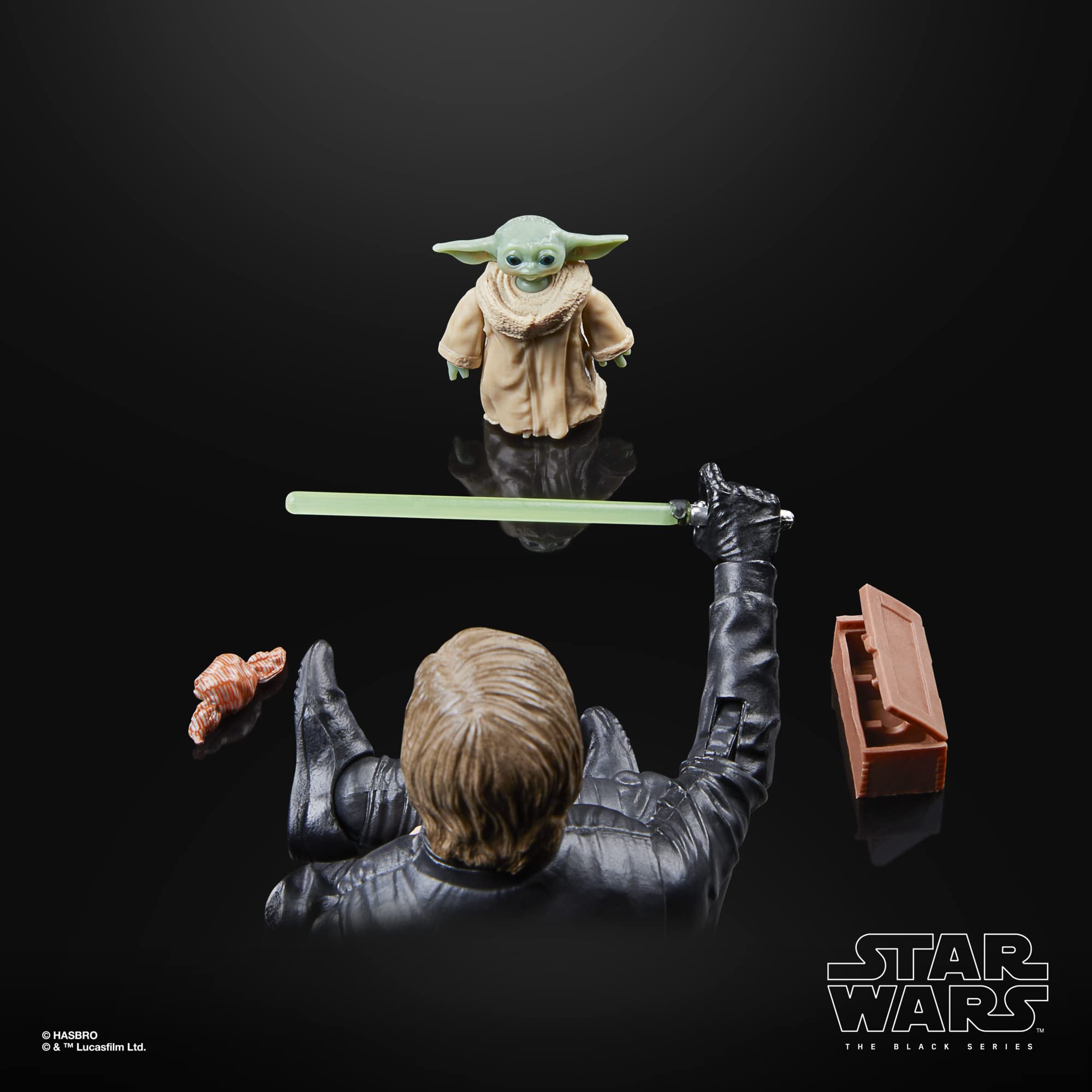 STAR WARS The Black Series display ready Luke and Grogu figures on shelf