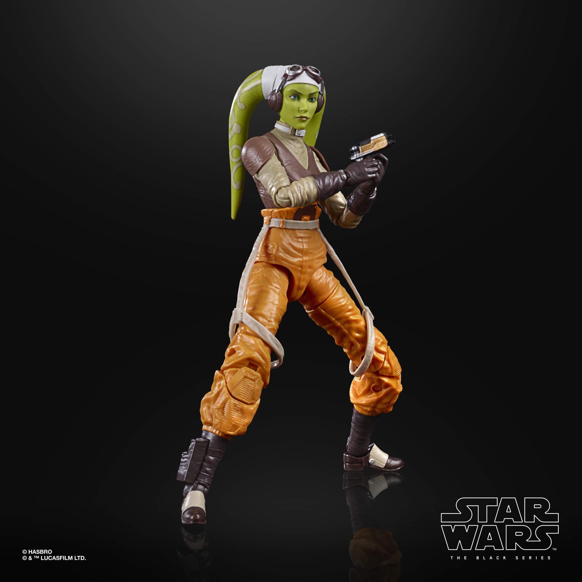 Star Wars The Black Series Hera Syndulla packaging showcases box art and collectible appeal.