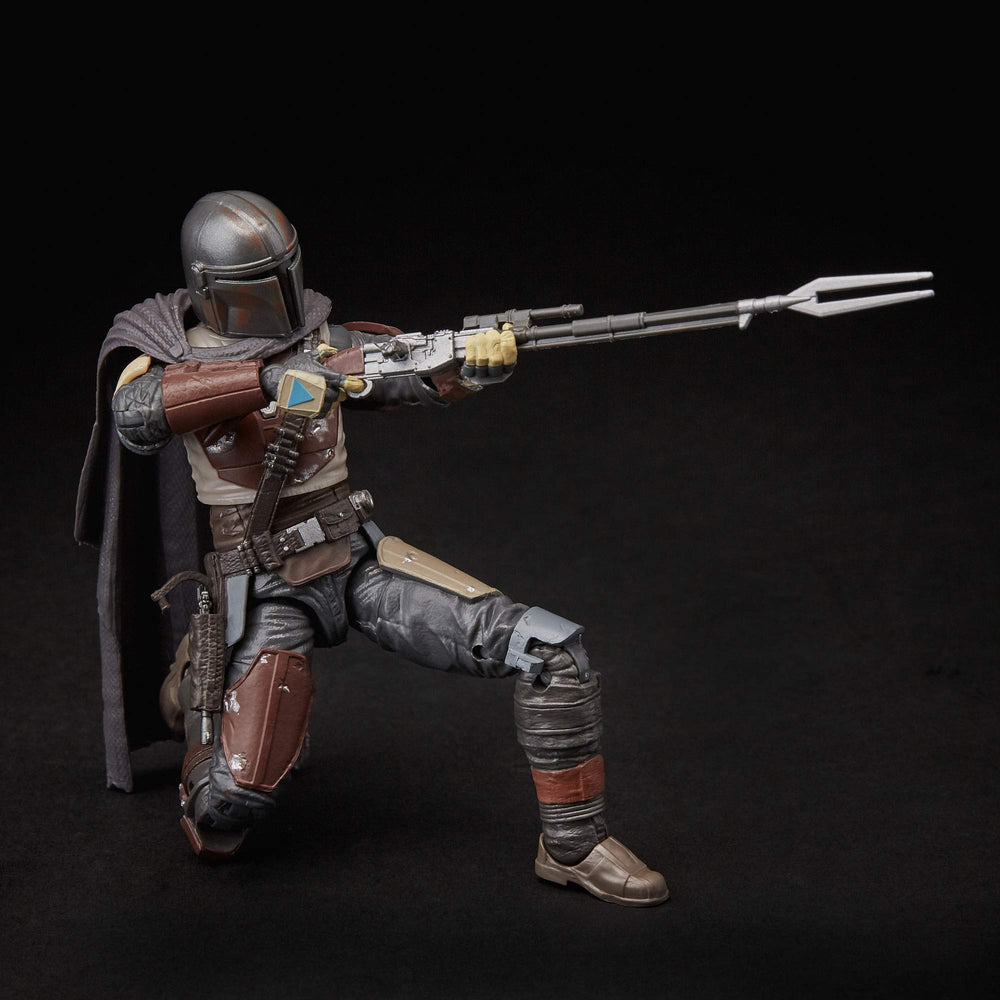 Collection-ready piece complements galaxy-wide Star Wars lineups.