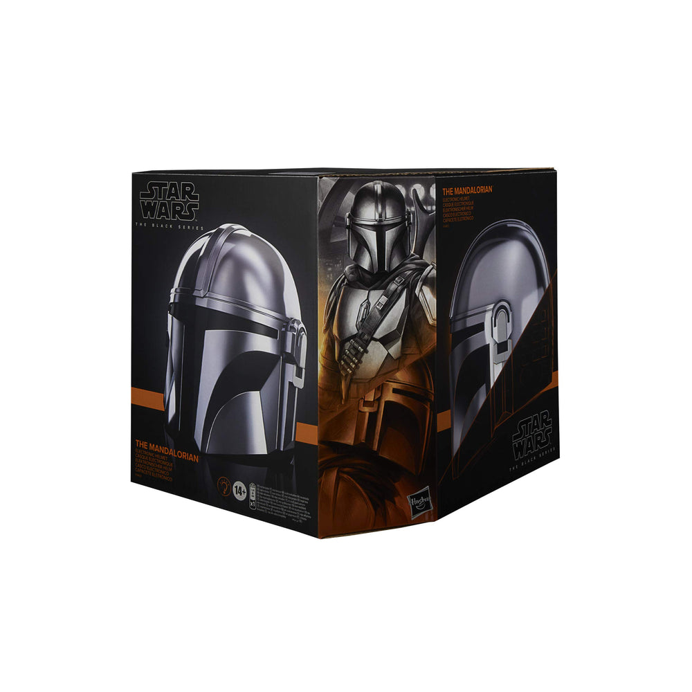STAR WARS Mandalorian helmet T-visor detail delivers an authentic screen-inspired look.