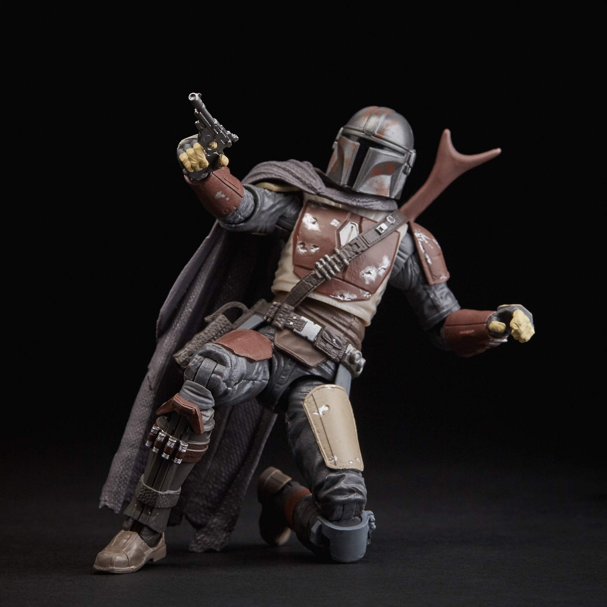 Poseable figure highlights four fully articulated limbs for dynamic posing.