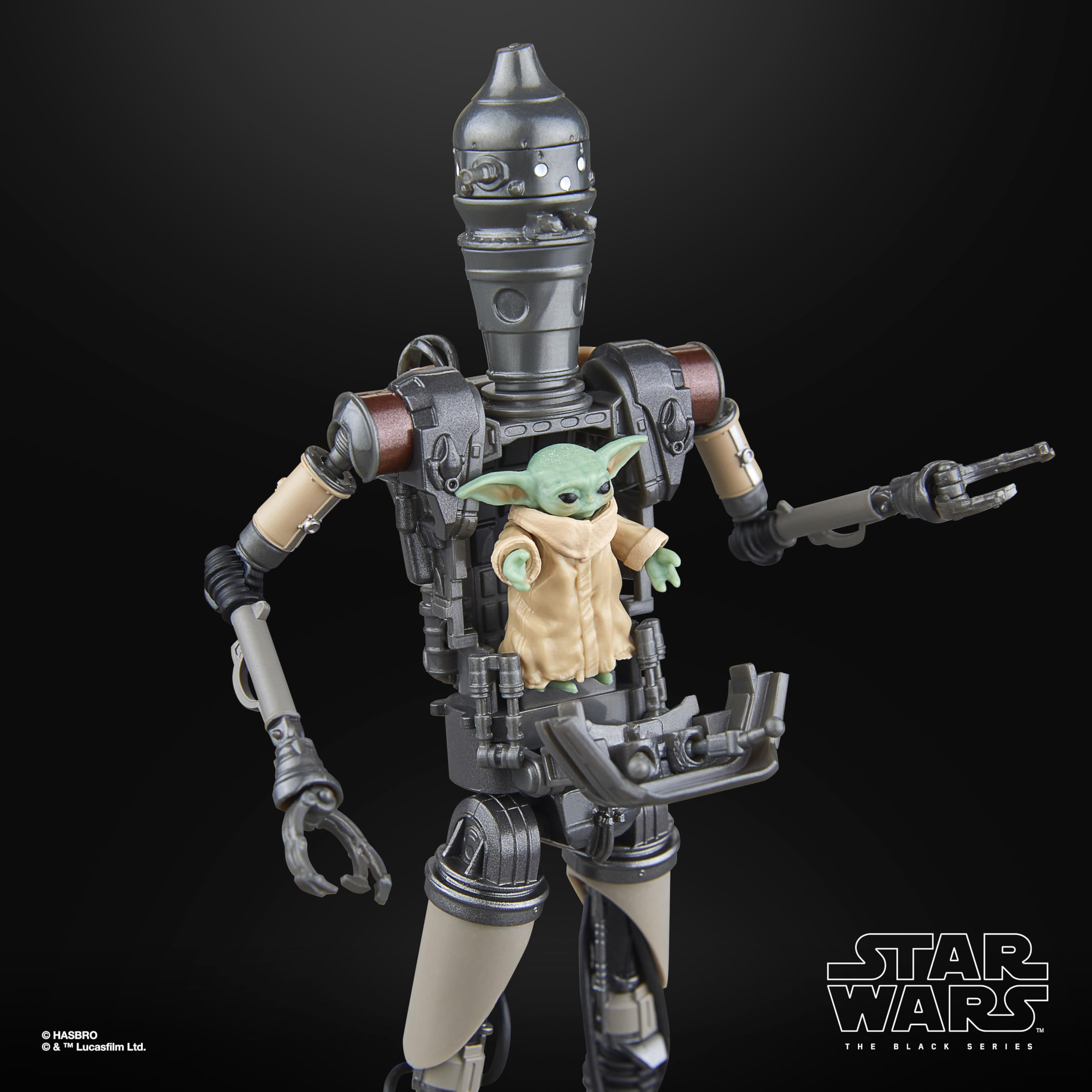 STAR WARS The Black Series window box packaging supports easy shelf display.