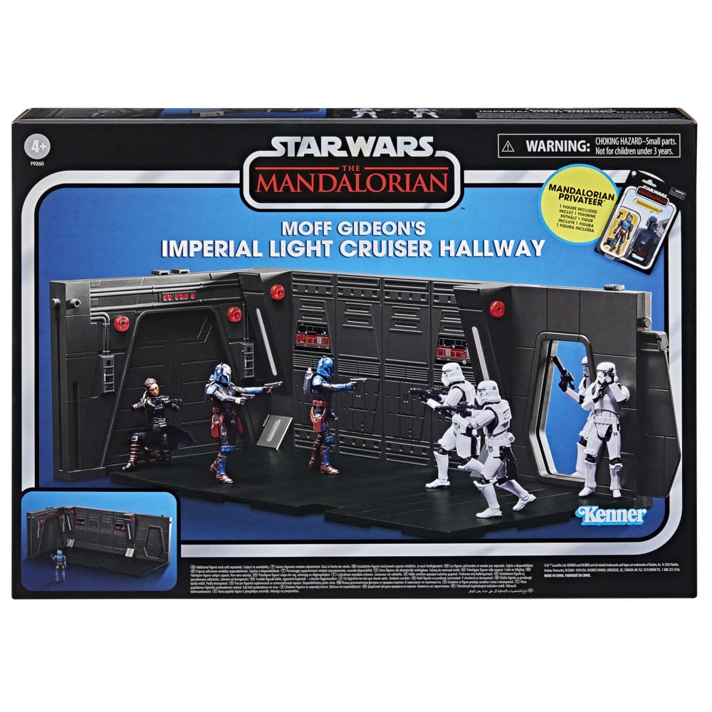 STAR WARS accessories pack adds realistic detail to scenes.