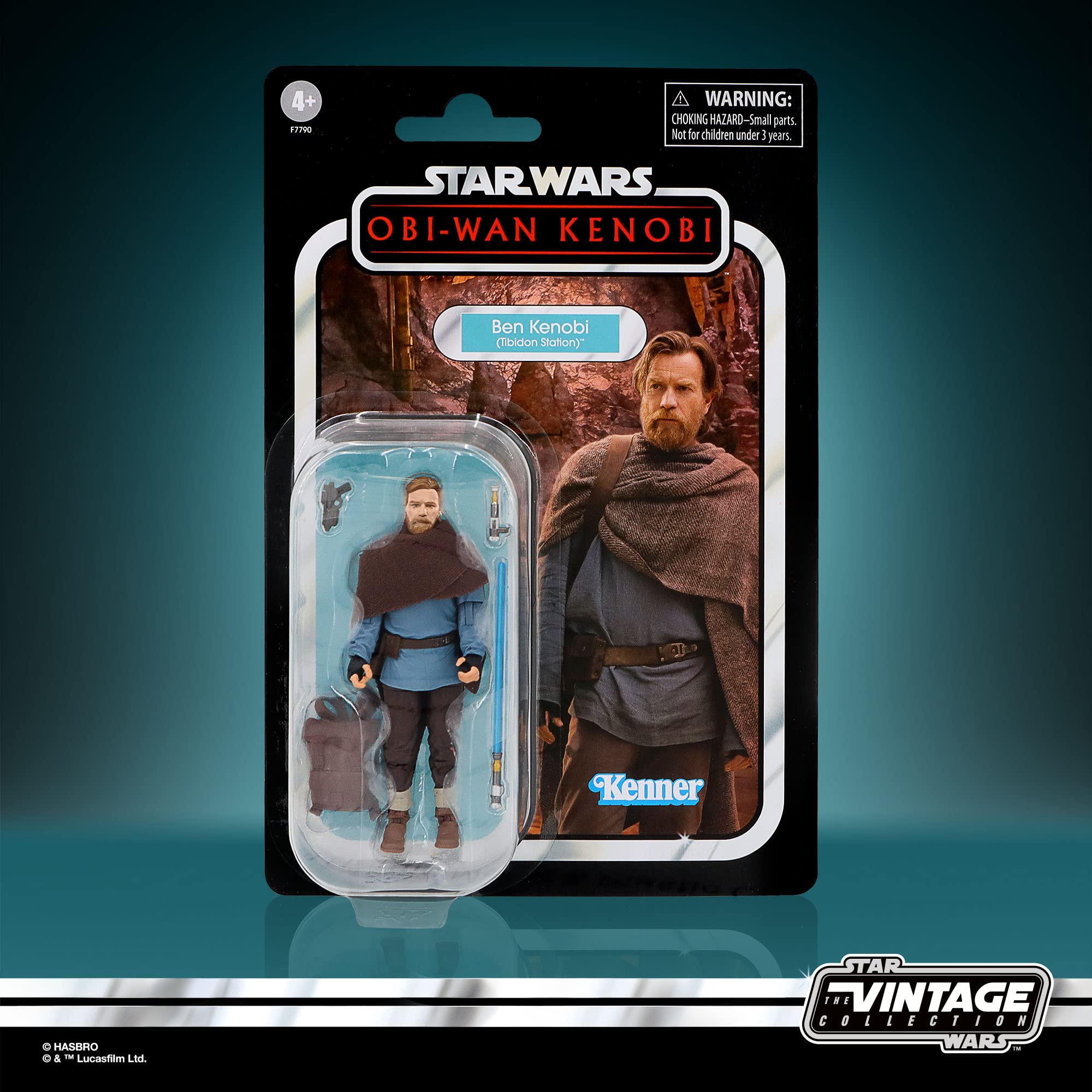 STAR WARS The Vintage Collection includes seven entertainment-inspired accessories for richer play.