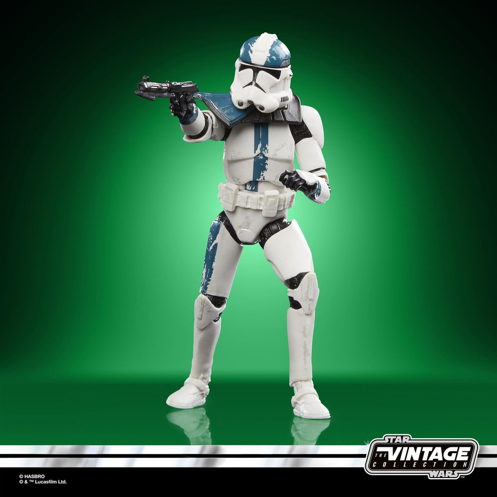 STAR WARS The Vintage Collection display-ready collection of multiple figures and vehicles.