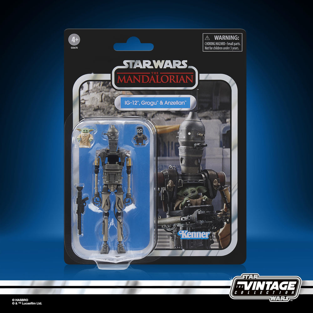 STAR WARS Grogu pose inside IG-12 torso for dynamic display options.