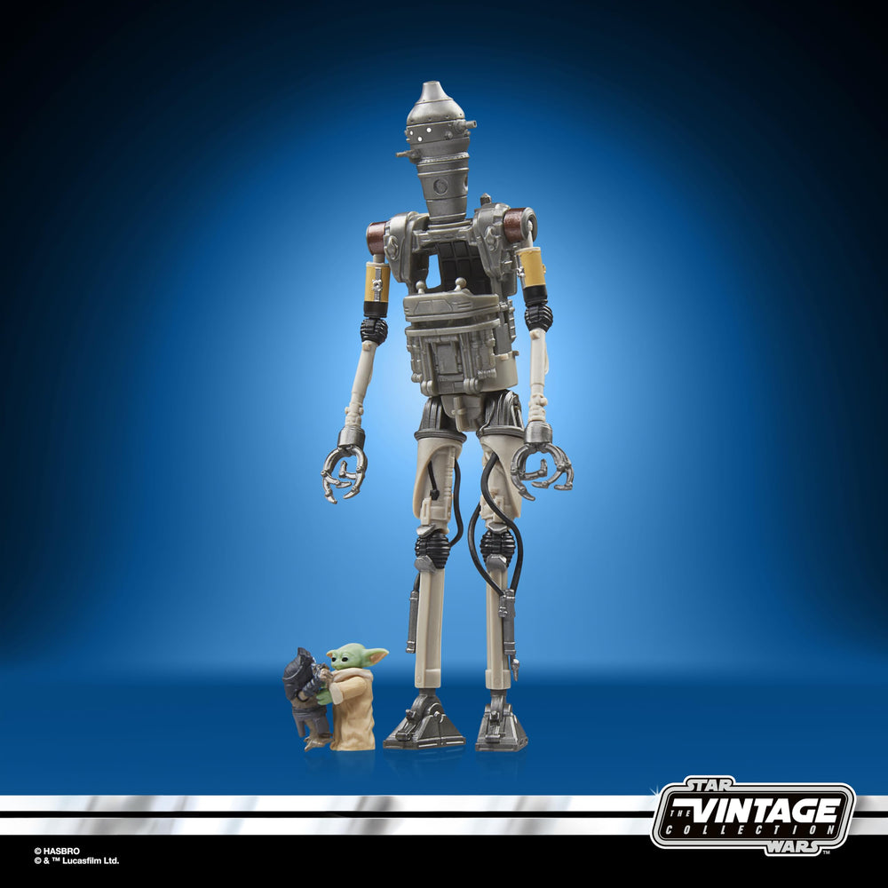 STAR WARS Kenner-inspired packaging evokes retro nostalgia for collectors.