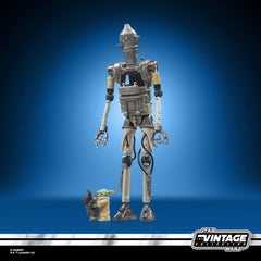 STAR WARS Kenner-inspired packaging evokes retro nostalgia for collectors.