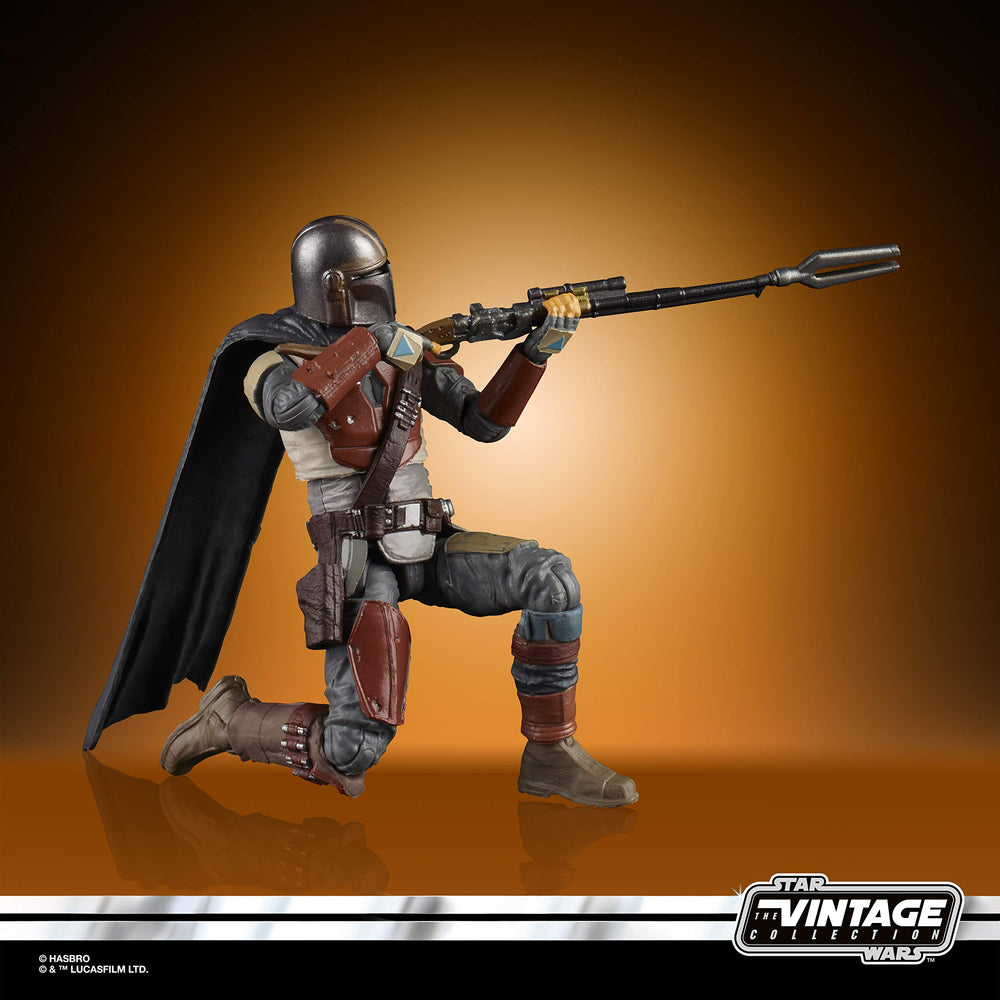 STAR WARS The Vintage Collection packaging echoes Kenner nostalgia for collectors.