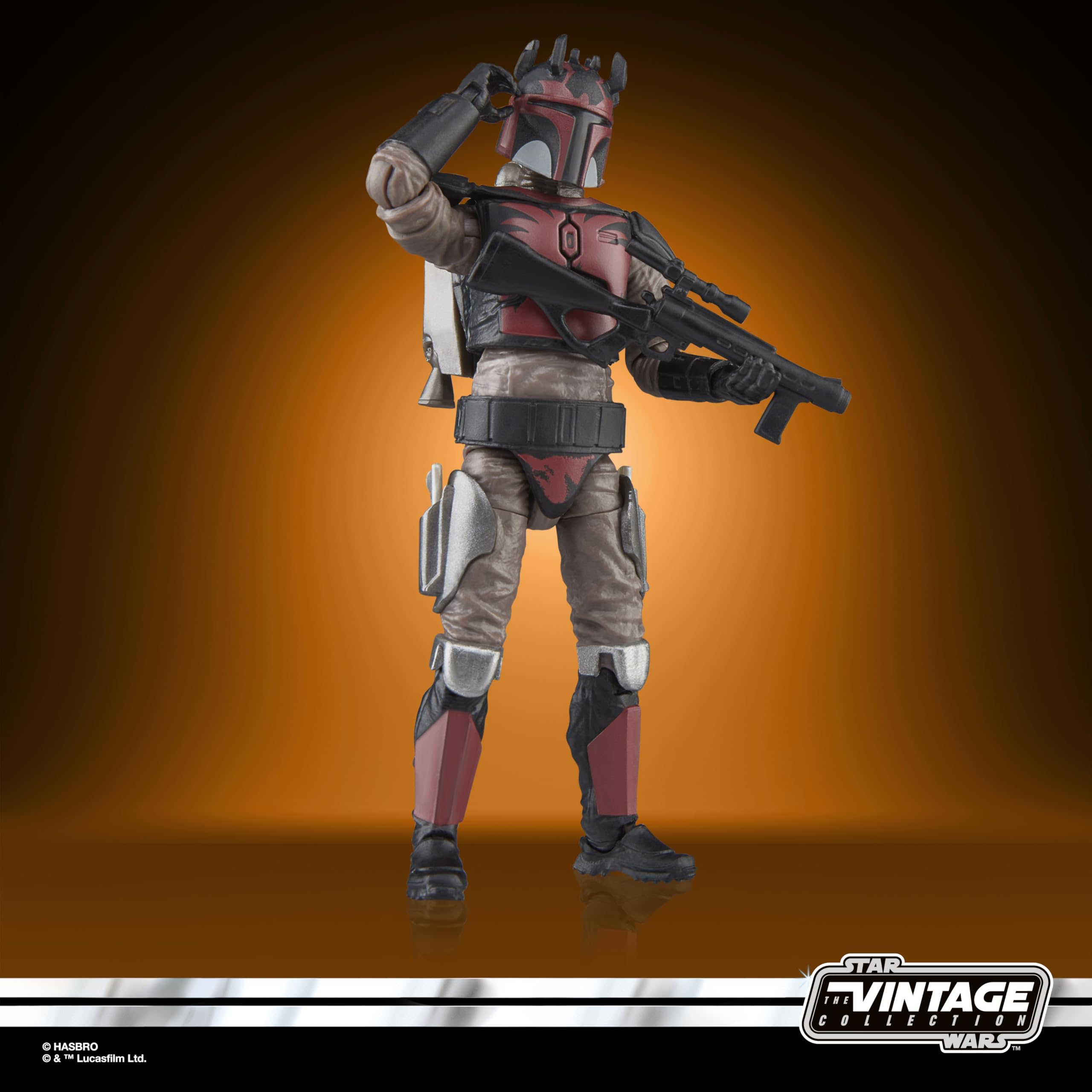 Star Wars Vintage Collection Mandalorian Super Commando accessories with blasters and jetpack