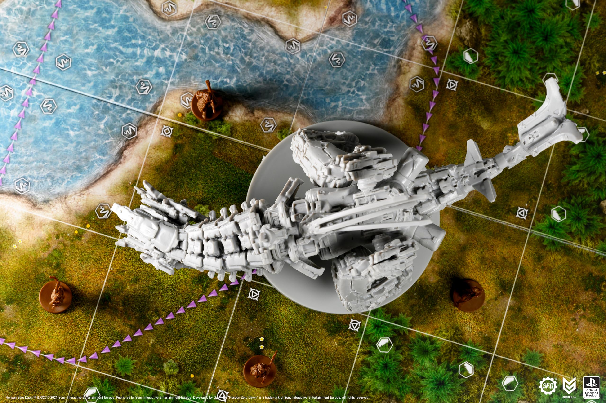 Steamforged Thunderjaw card-pack visuals support fast reference during play.