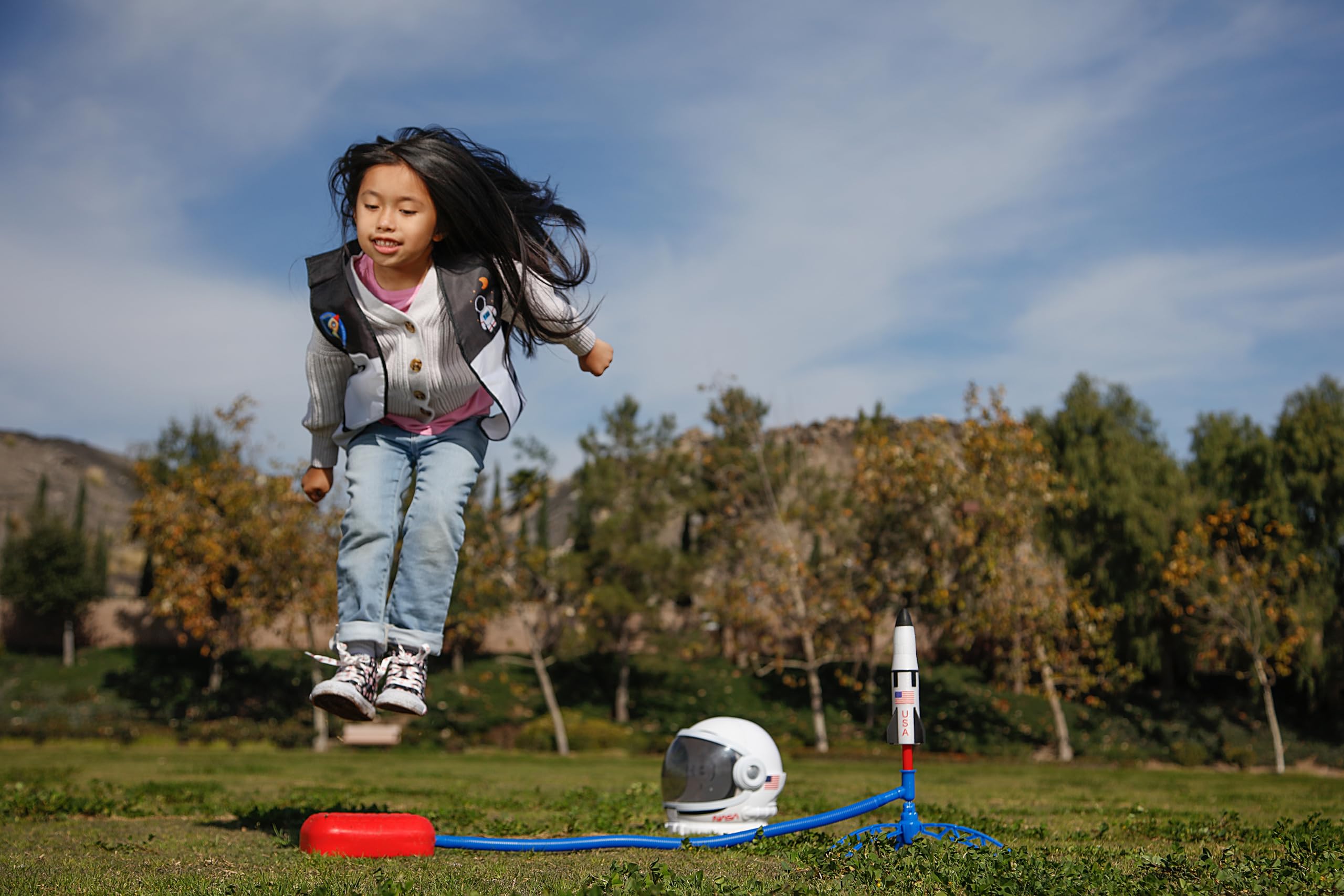 Stomp Rocket Space Collection 100% kid powered, no batteries required.