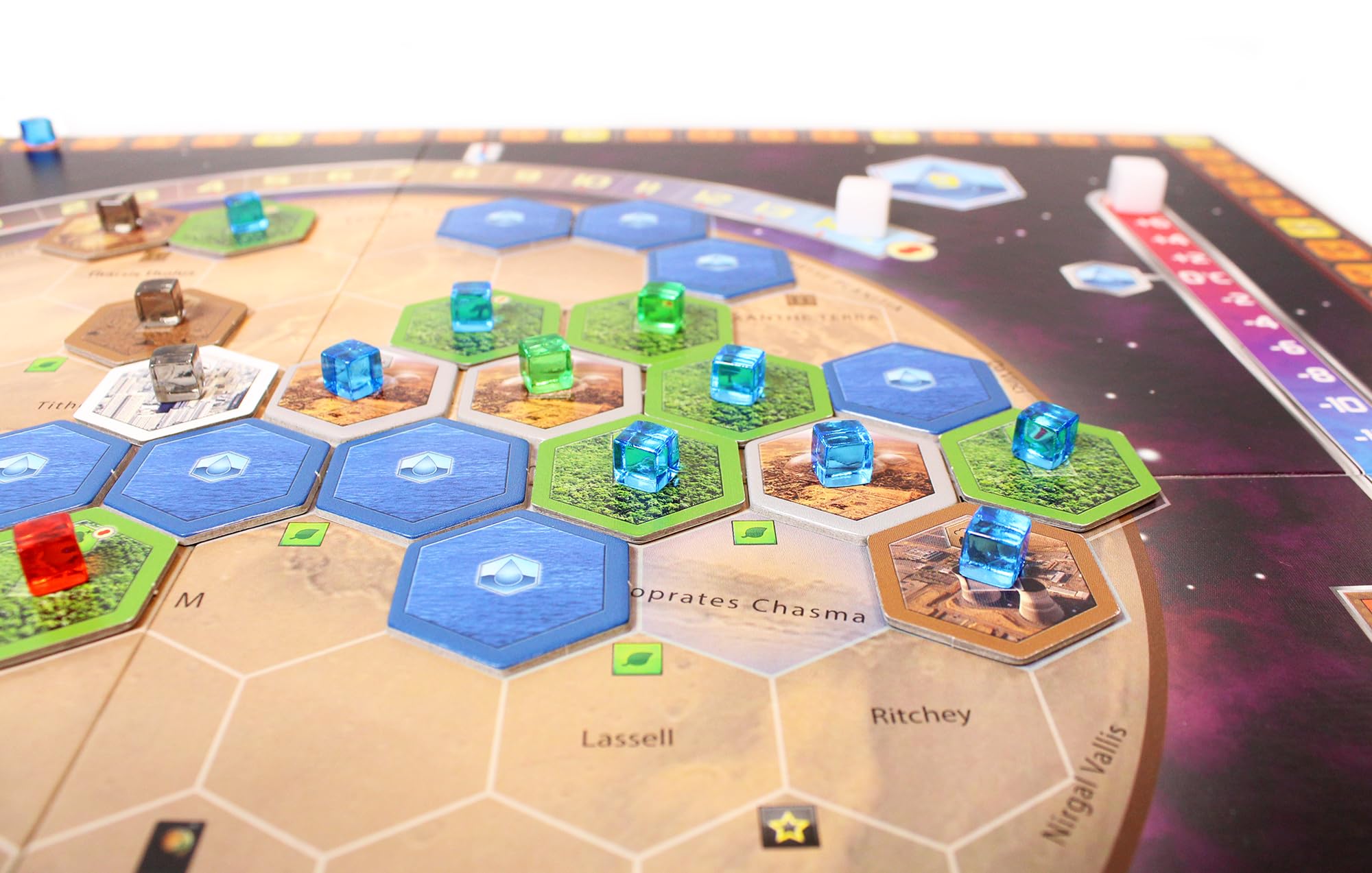 Stronghold Games Terraforming Mars greenery and city tiles layout