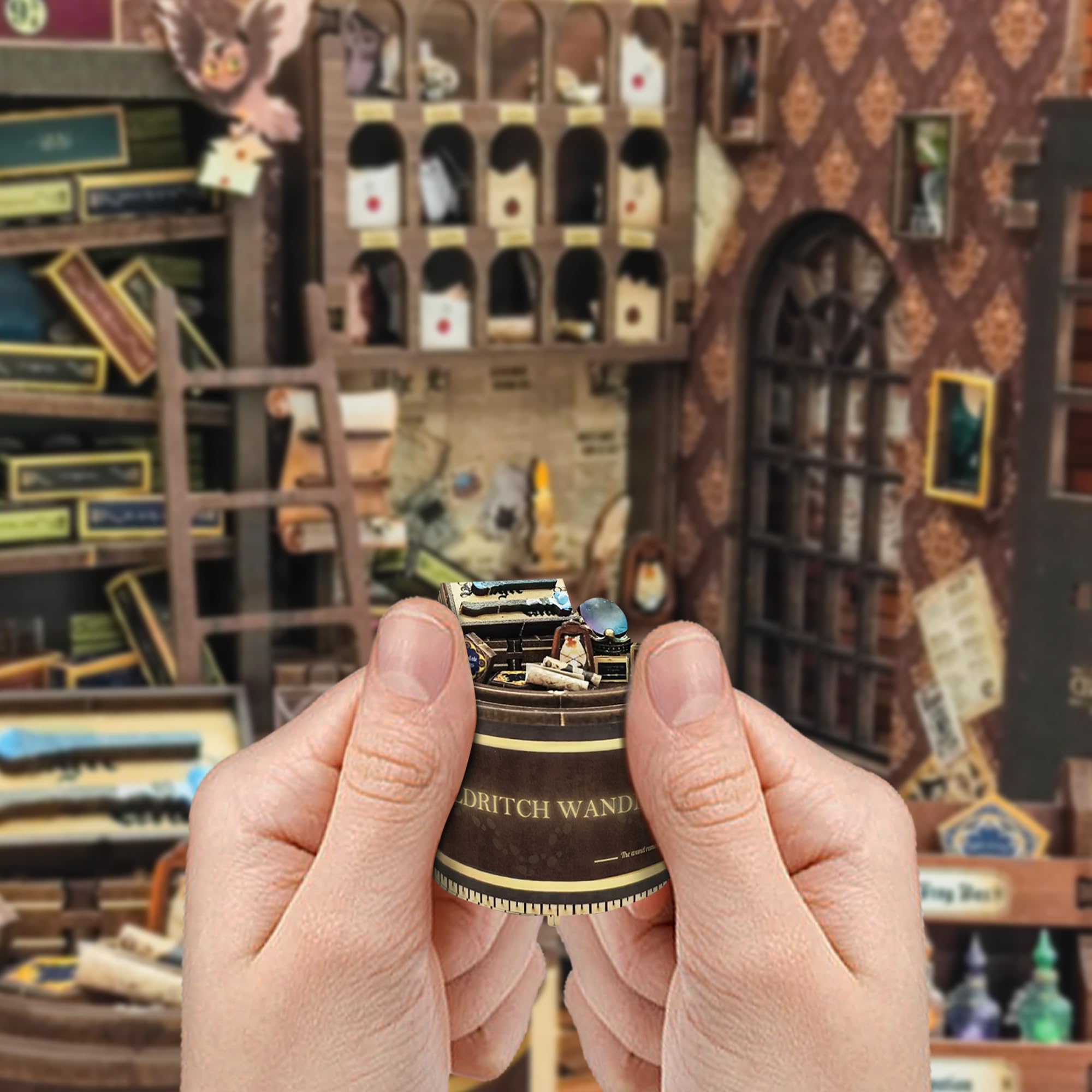 STRUCWOOD gift-packaged kit ideal for book lovers and puzzles