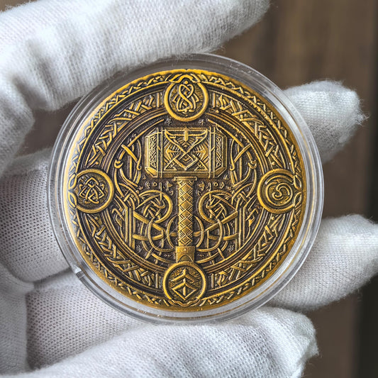 Strugglejewelry Mjoelnir back design, perfect for historical appreciation.