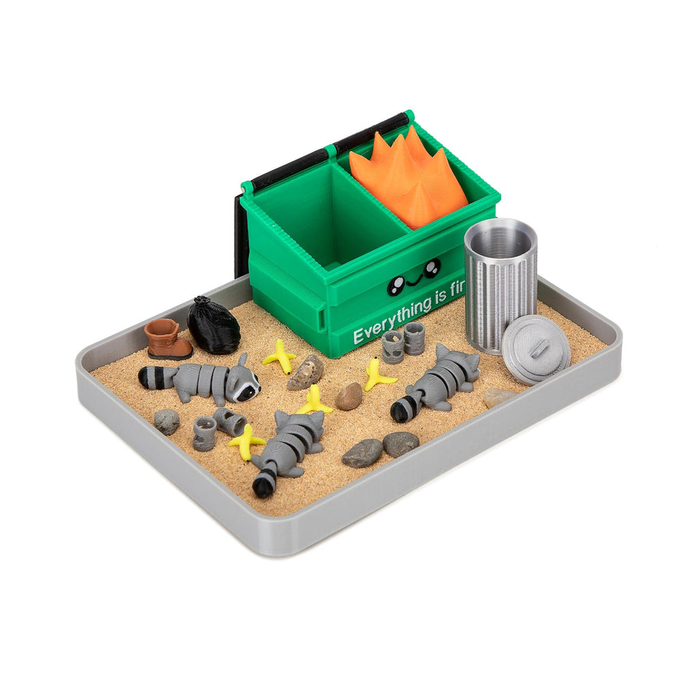 Stylor mini rake facilitates sand grooming during work breaks.