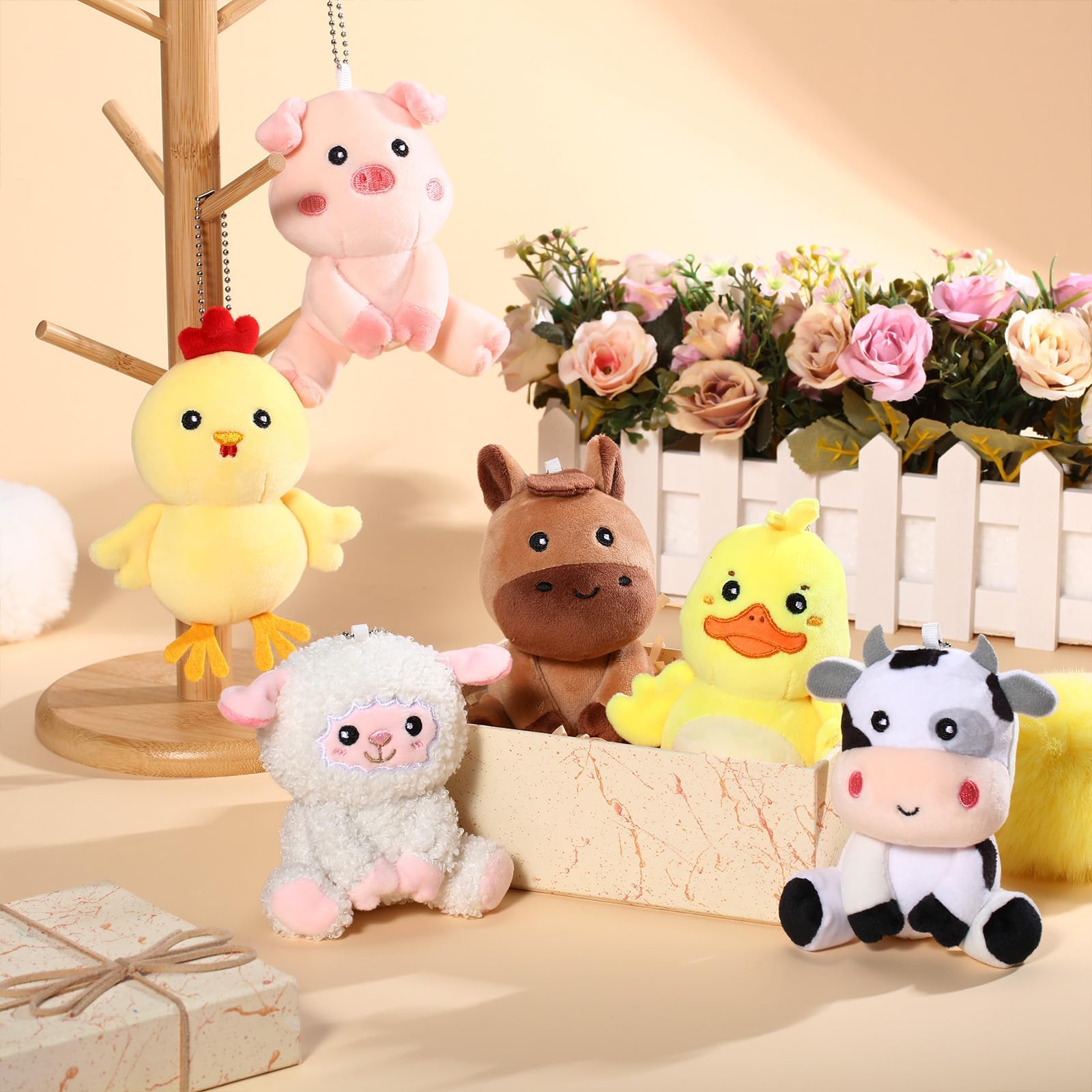 Suilung sheep plush toy adds whimsical accents to desks, shelves, and gift baskets.