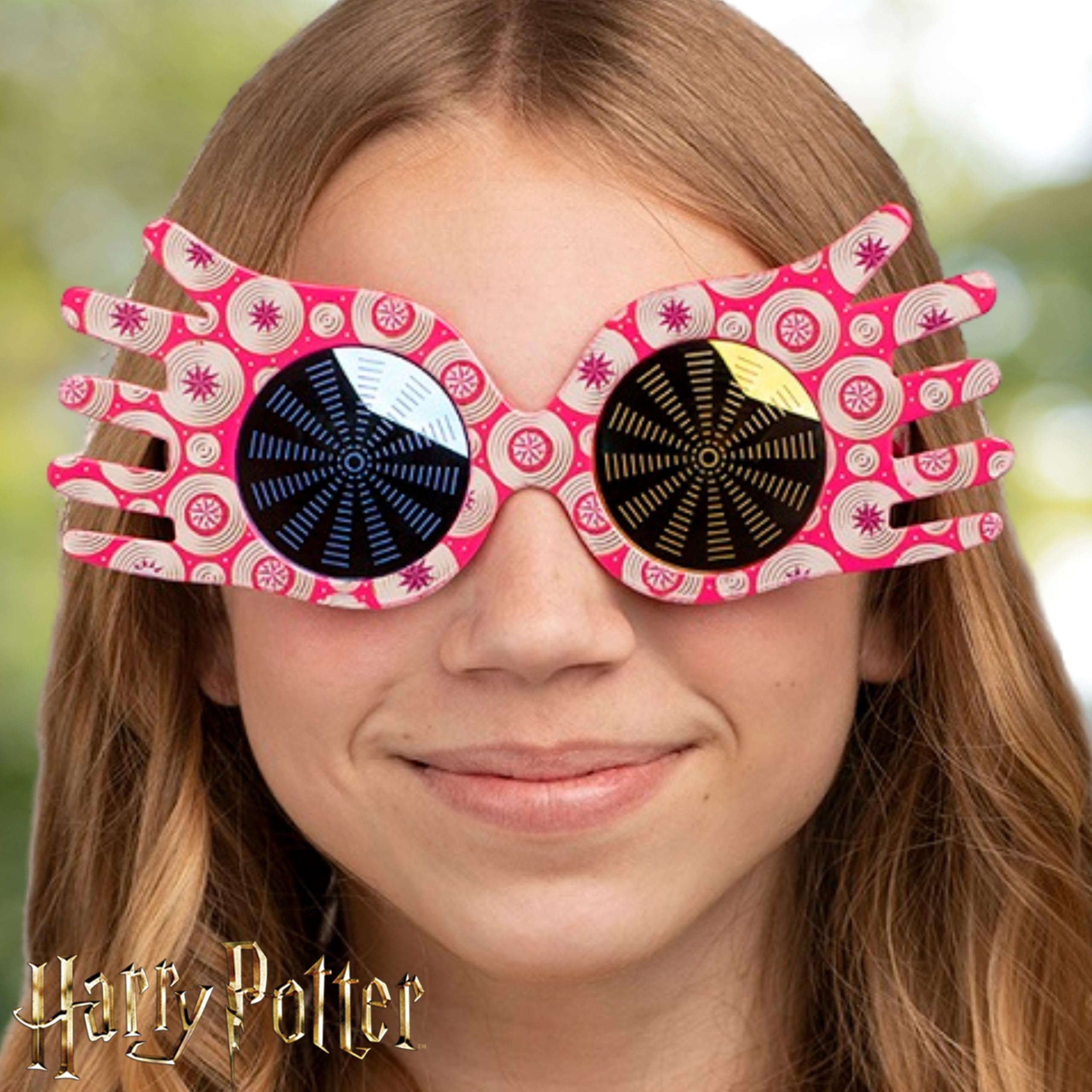 Sun-Staches Luna Lovegood Spectrespecs as party accessory for magical gatherings.