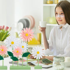 SUNBEAUTY spring table decor daisies brighten casual gatherings.