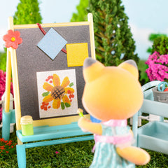 Sunny Days Entertainment Honey Bee Acres exclusive fox figure adds charming character to playset.