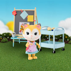 Sunny Days Entertainment Honey Bee Acres paint jars and palette provide colorful, imaginative art play.