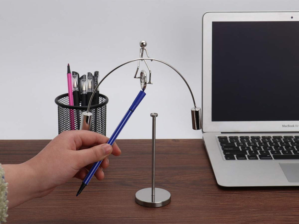 Sunnytech Educational pendulum motion illustrates momentum and energy concepts on your desk.