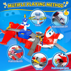 Jett's 14.5-inch wingspan adds dramatic, kid-friendly scale to pretend flights.