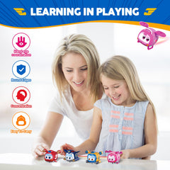 Super Wings Paul light-up pet enhances sensory play and discovery.
