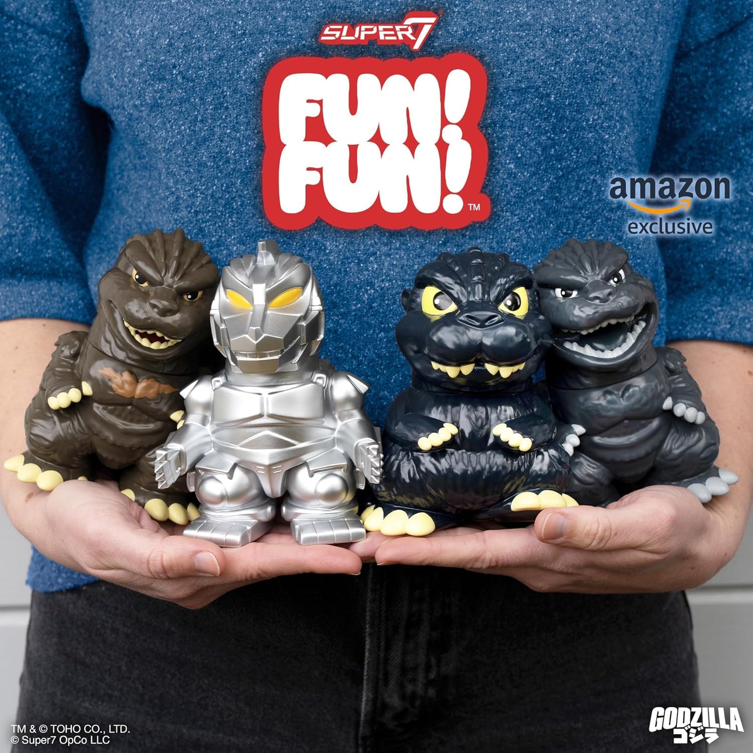 MechaGodzilla '93 collectible on a shelf for dioramas.