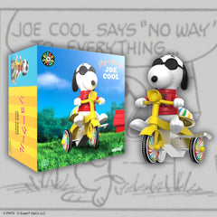 Retro Peanuts collectible perfect for display shelves and gifts
