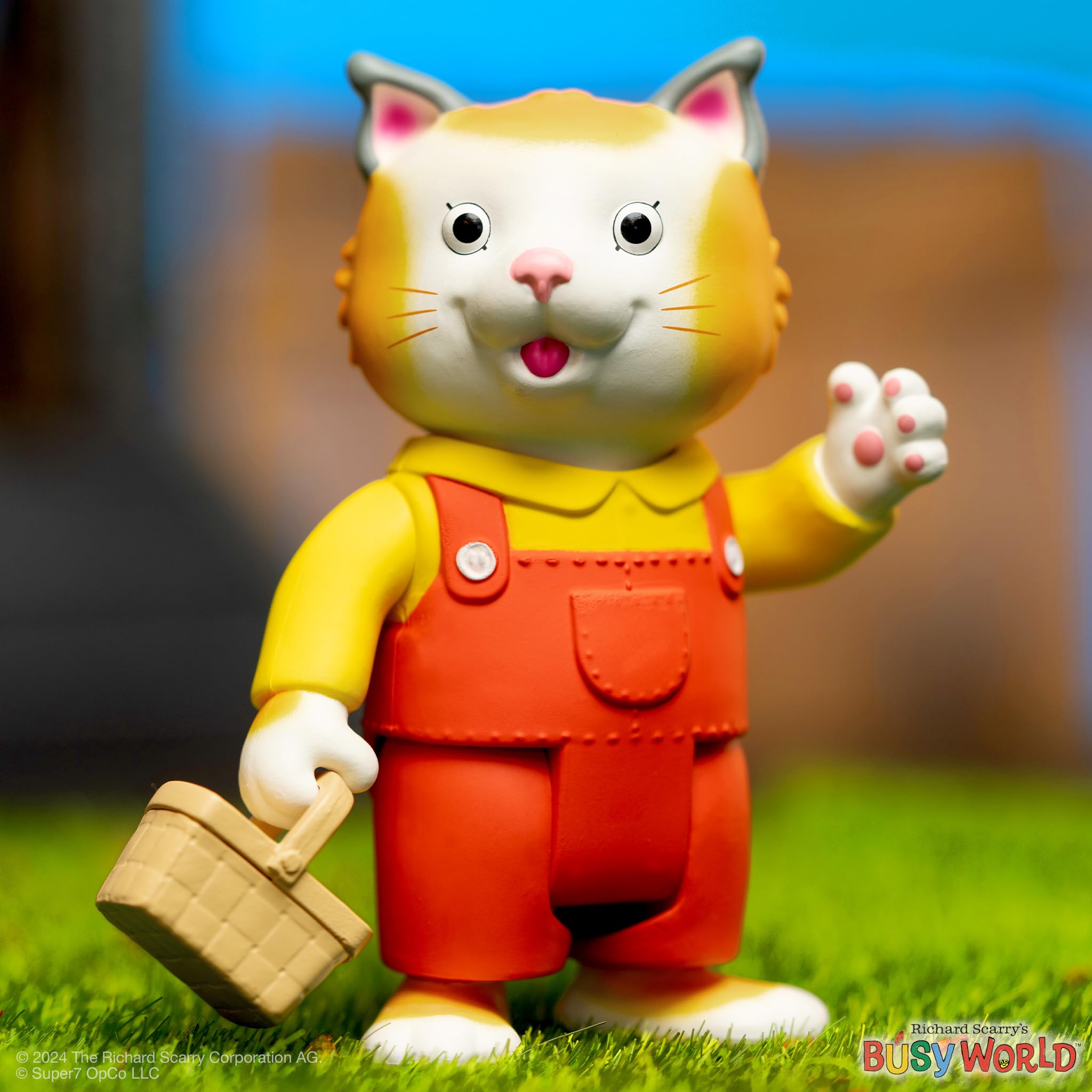Super7 Huckle Cat picnic basket accessory, enhances storytelling and display.
