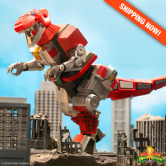 Figure demonstrates articulation and poseability for dynamic photos