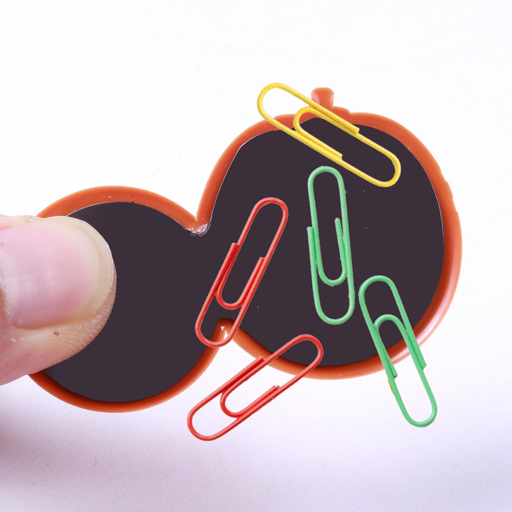 Supineedo Fridge Magnet Pear supports early vocabulary with playful fridge-based lessons.