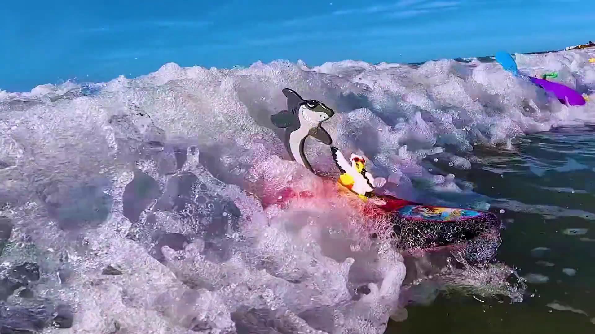Surfer Dudes Classics wave-boomerang design self-righting and returning to you