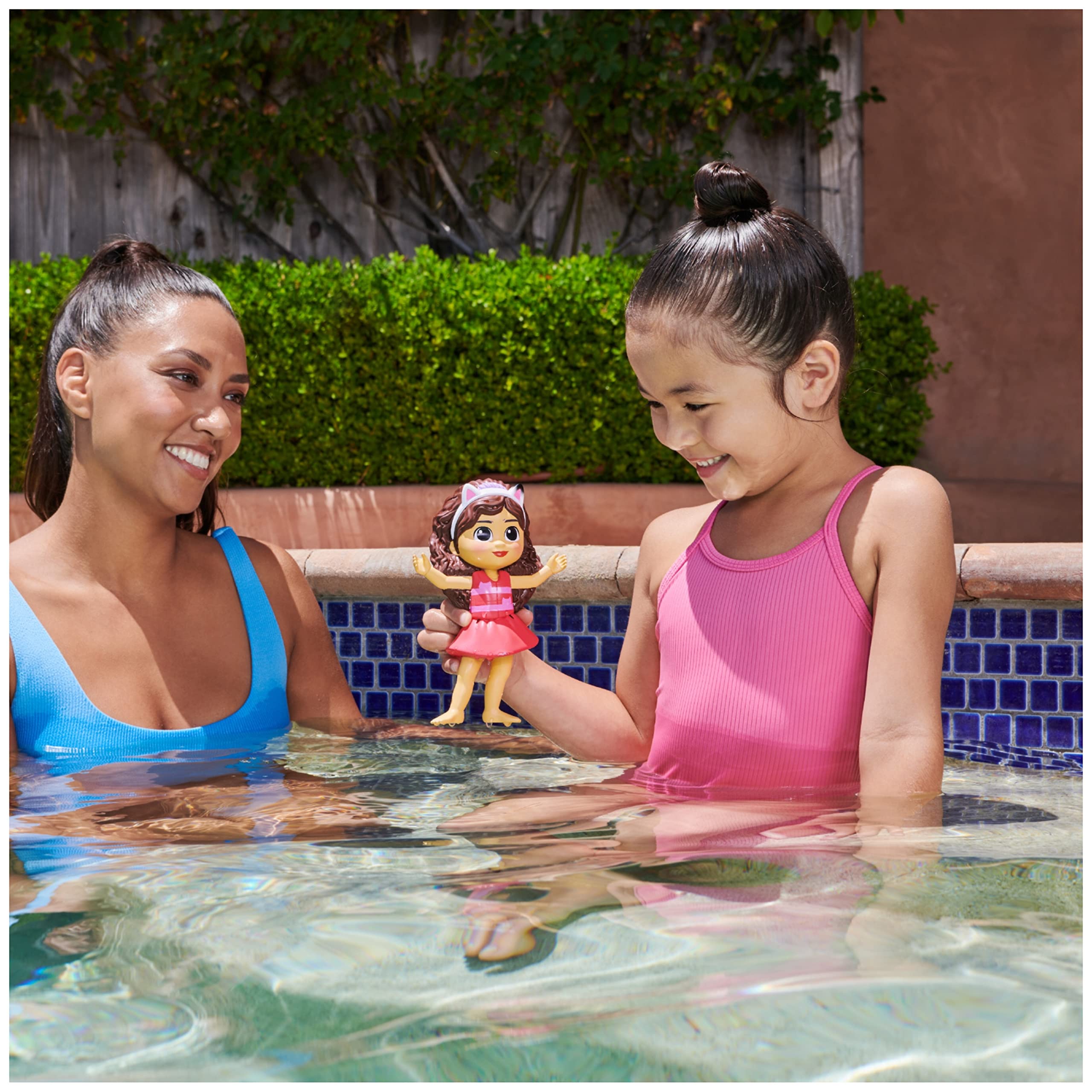 SwimWays Gabby’s Floatin’ Figure collection invites siblings to join adventures.