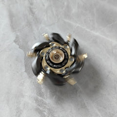 Weighting: 150 g for a substantial, grounded feel in the T-Conceal top