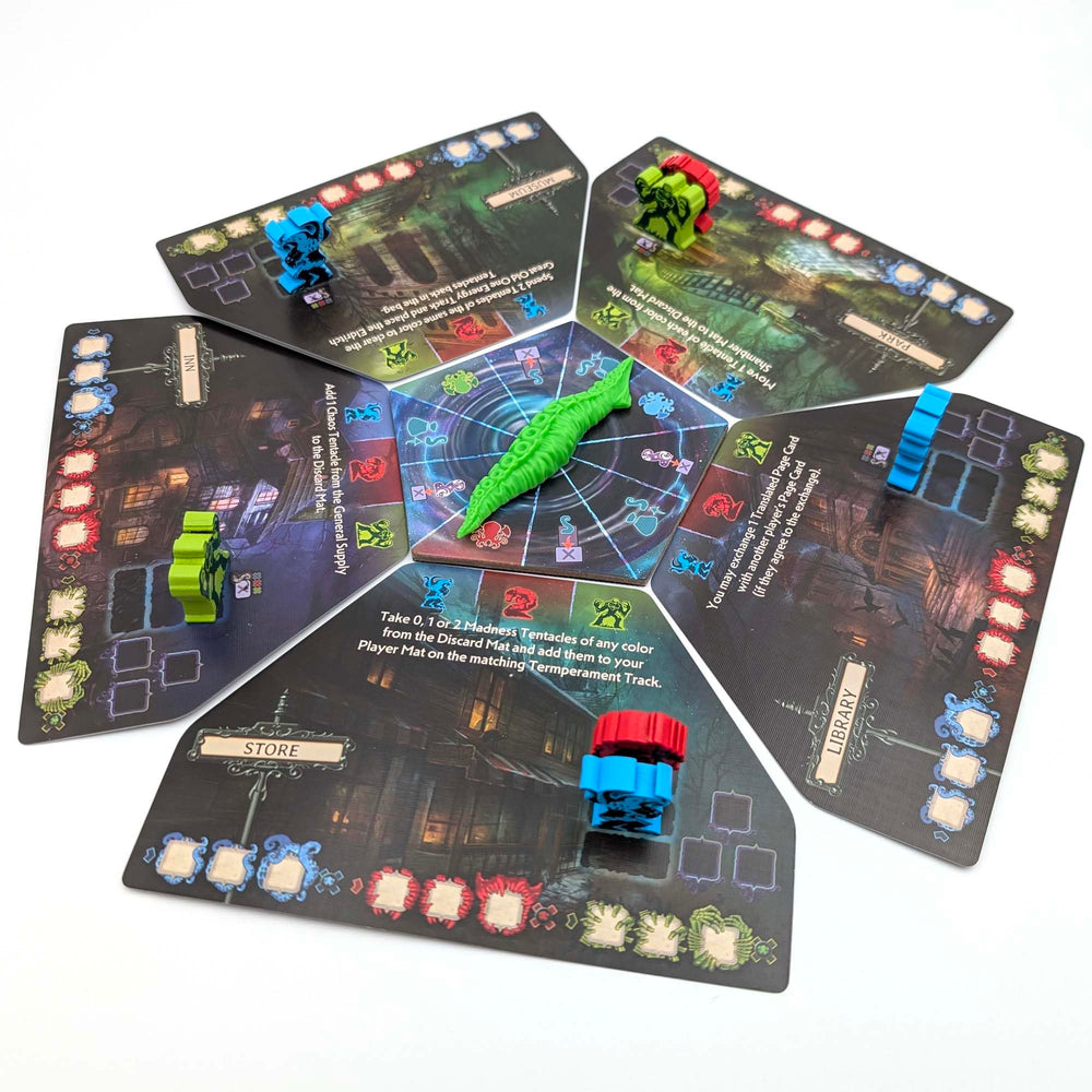 Tabletop Tycoon Tiny Epic Cthulhu Deluxe portable box easy to travel with.