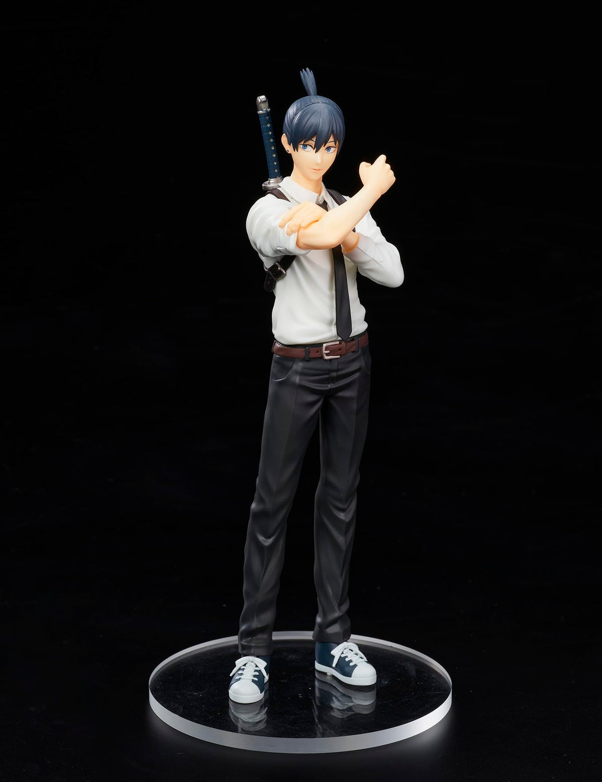 Taito Chainsaw Man Aki Hayakawa figure for desk display and fan collection.