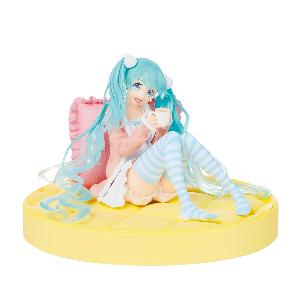 Taito Hatsune Miku action figure, front view, ideal collectible display for fans.