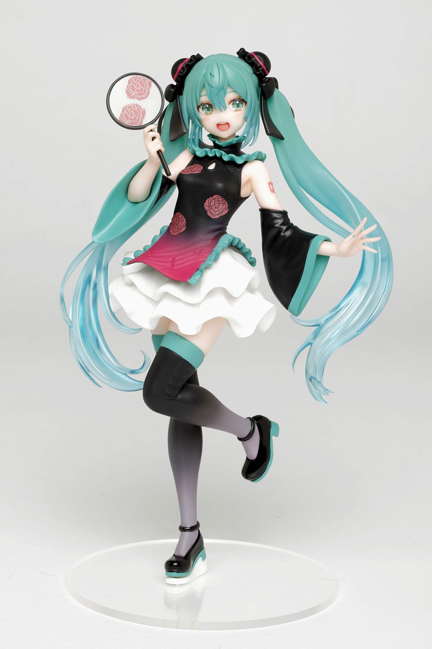 Taito Hatsune Miku Mandarin Dress ver side view ideal for dynamic pose collection photos