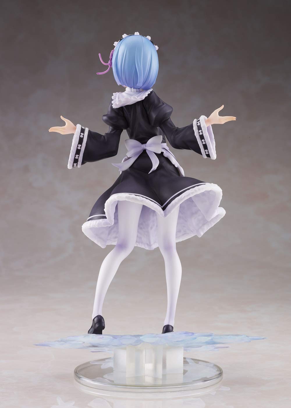 Taito Re:Zero Winter Maid Rem base stand provides stable display