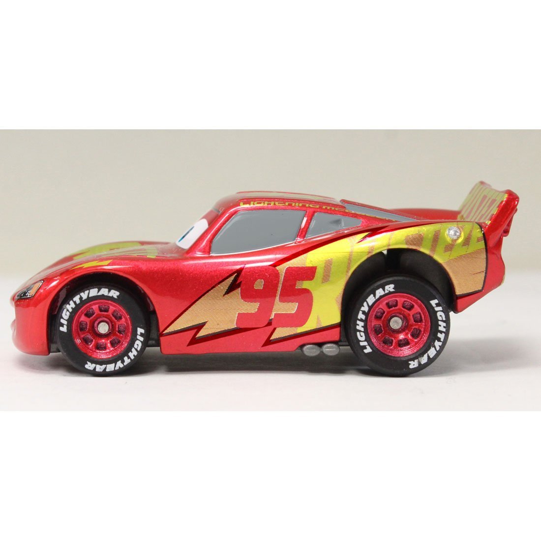 Takara Tomy Disney Cars Tomica C-32 Lightning McQueen RRC Type packaging image suggests gift-ready presentation.