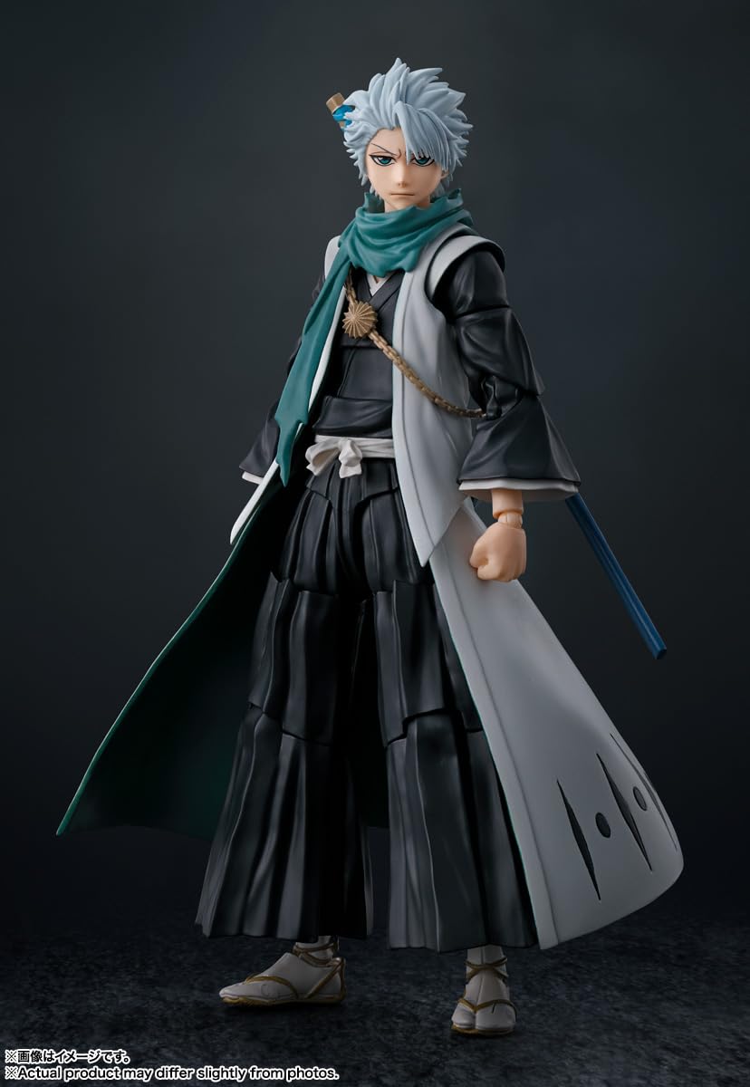 TAMASHII NATIONS Hitsugaya S.H.Figuarts articulation options enable dynamic posing