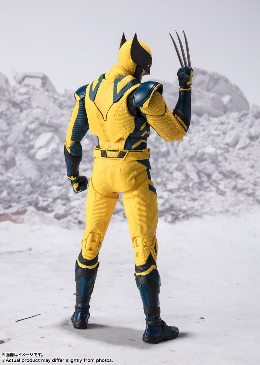 TAMASHII NATIONS packaging shows Bandai Namco label confirming licensing
