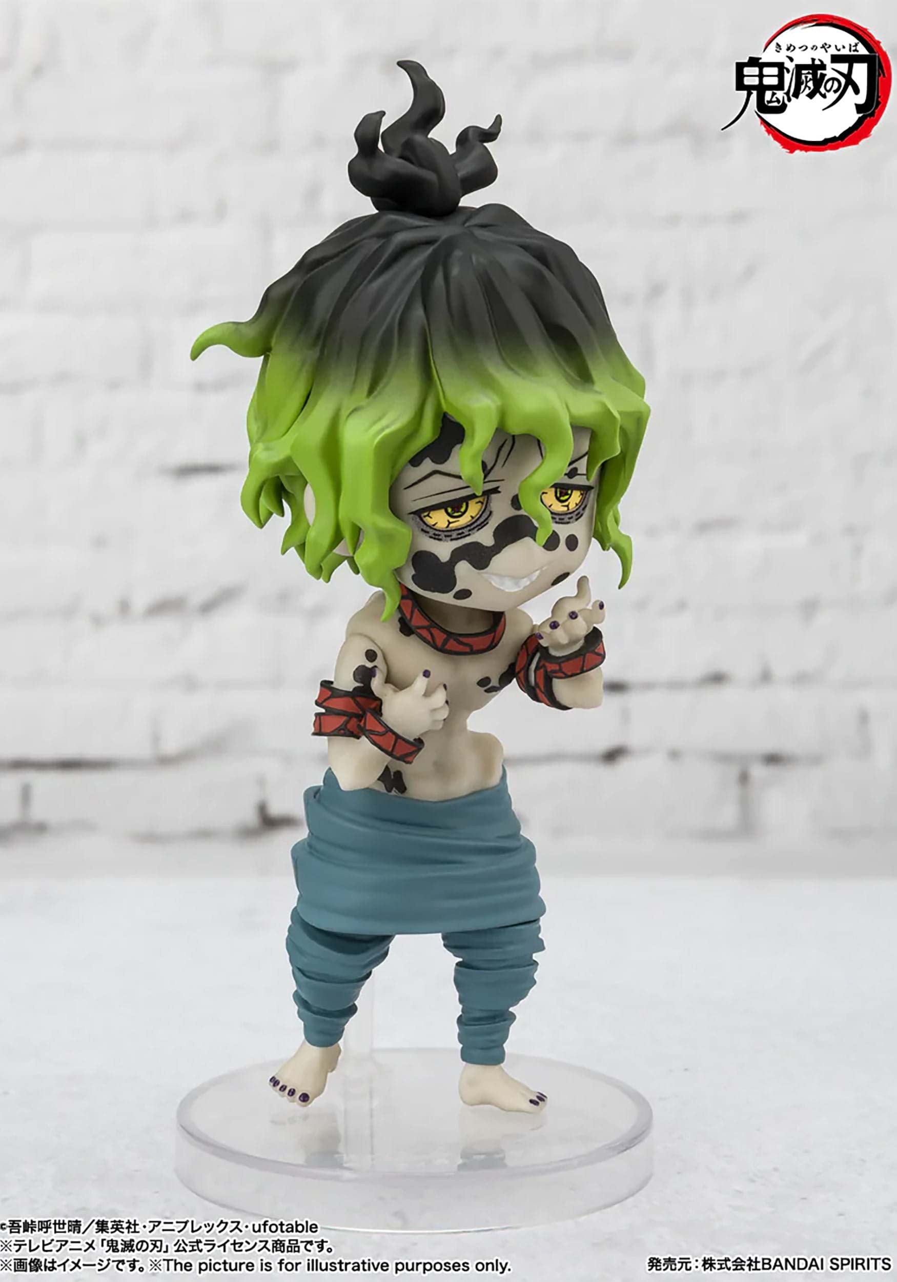 Daki and Gyutaro ready for shelf diorama and photography