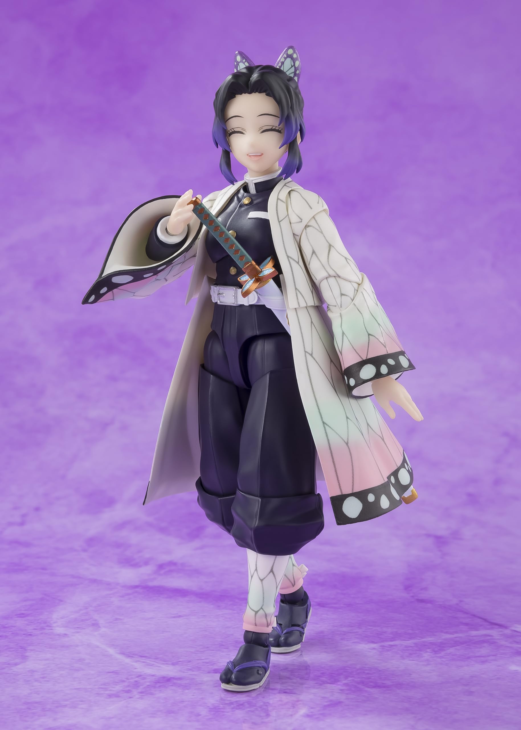 Shinobu Kocho S.H.Figuarts Nichirin Sword set for authentic combat-ready options.