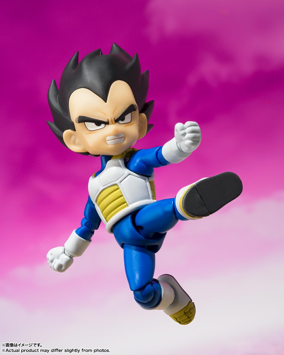 Body and parts suite from TAMASHII NATIONS Vegeta DAIMA expands display versatility.