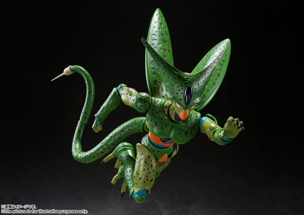 TAMASHII NATIONS Dragon Ball Z Cell First Form expressions for action-ready looks