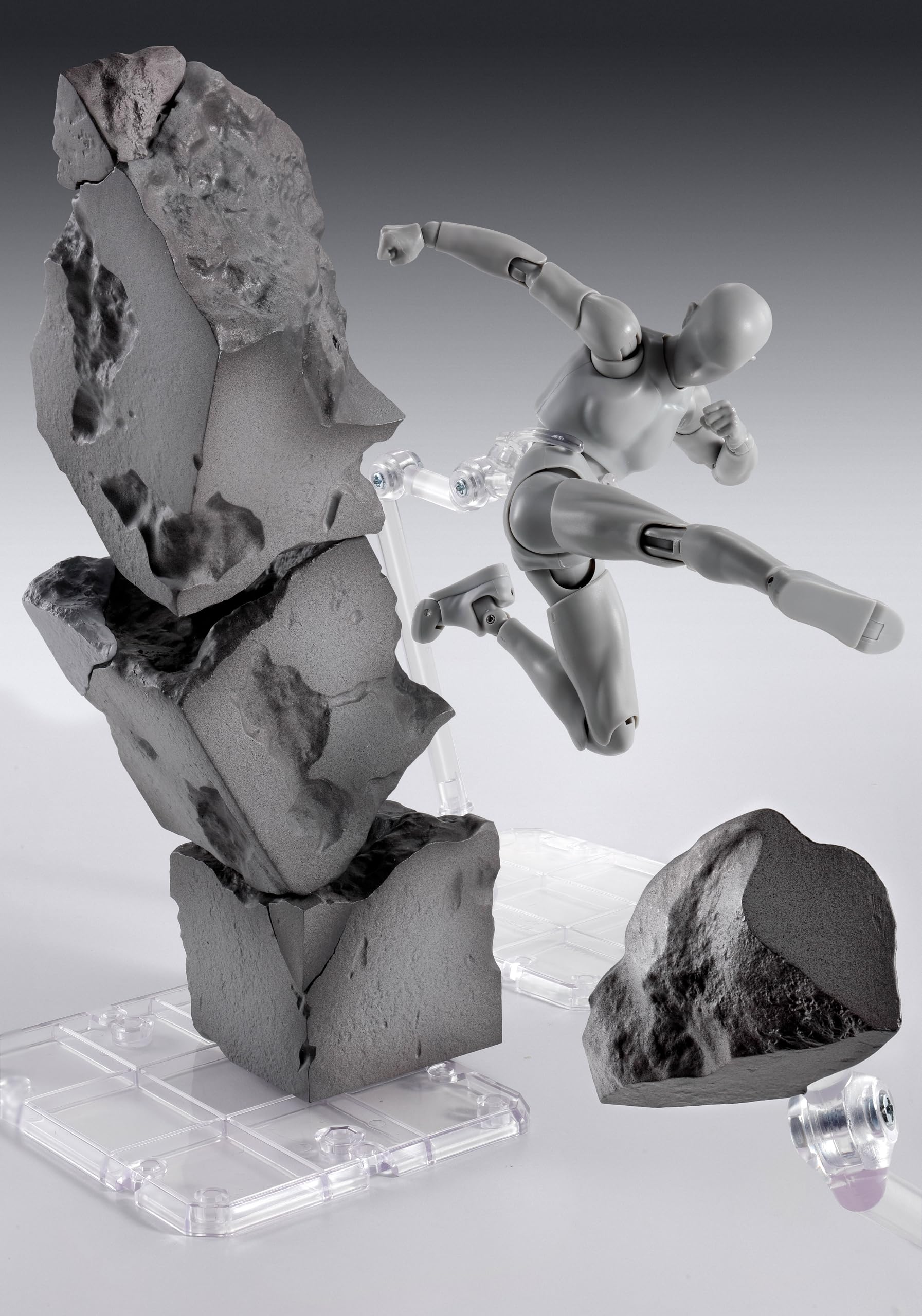 Tamashii Effect floating pieces on stage enable dramatic levitation scenes.