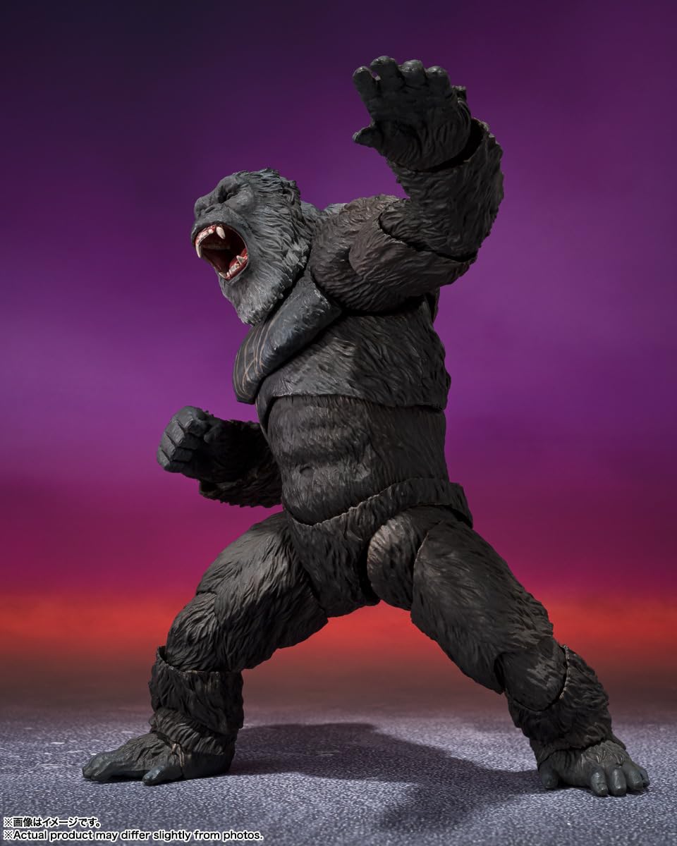 Kong S.H.MonsterArts figure with battle-damage texture for realism